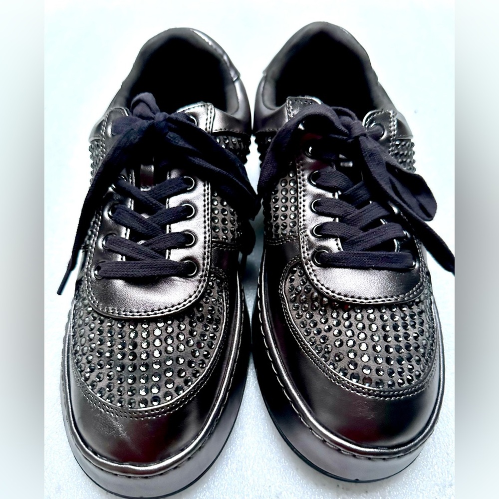I.N.C. International Concepts Lola Rhinestone Sneakers metallic Black SIZE 8